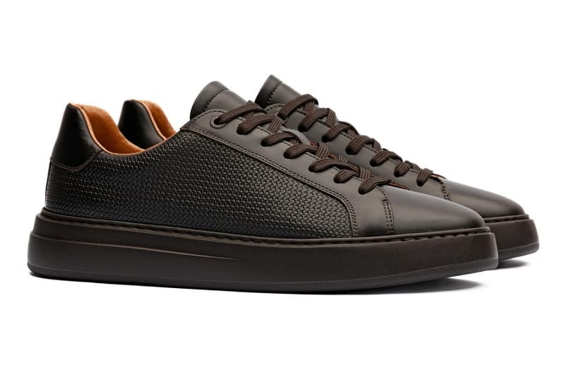 Brown natural leather sneakers